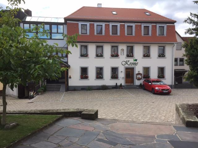 Hotel & Gaestehaus Krone Geiselwind Exterior foto